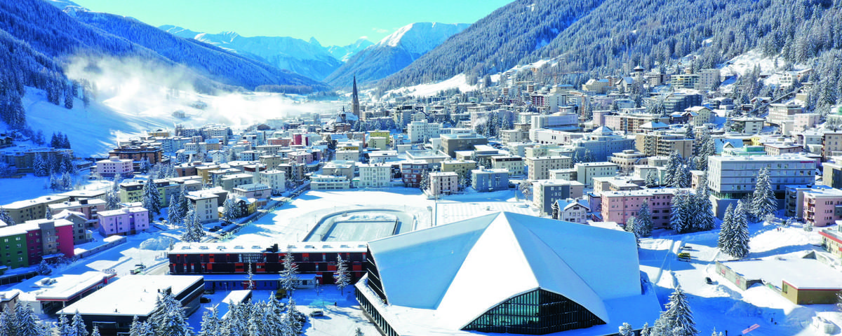 Davos mit Eisstadion